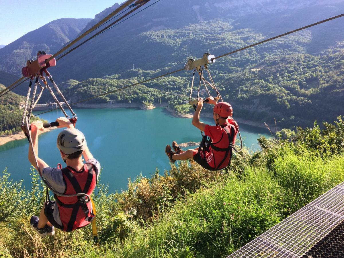Apartamento Pirineo Aragones Sabiñánigo Eksteriør bilde